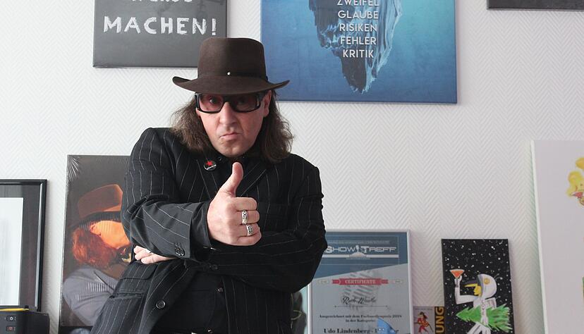 F&uuml;r Rudi Wartha ist Udo Lindenberg ein Vorbild. Foto: Heike Kinkopf