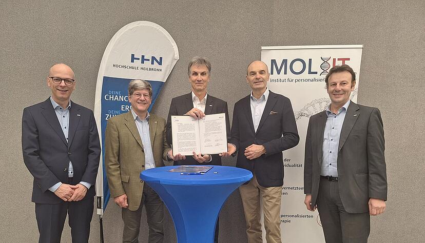 Vertiefen die Kooperation zwischen dem Molit-Institut und der Hochschule Heilbronn (von links): Martin Haag, Christian Fegeler, Oliver Lenzen, Uwe Martens und Raoul Zöllner.