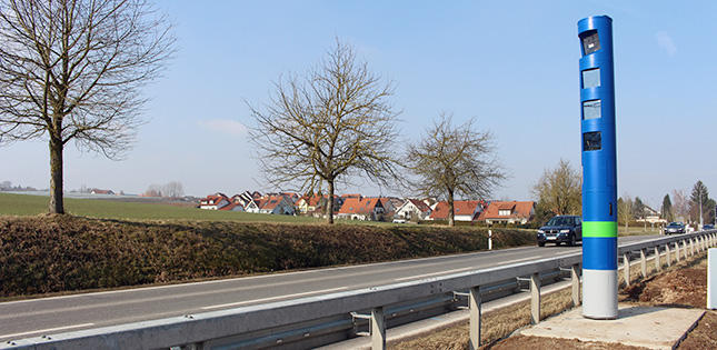 Bei Willsbach steht seit Kurzem eine Lkw-Mautkontrollsäule. Foto: Adrian Hoffmann Bei Willsbach steht seit Kurzem eine Lkw-Mautkontrollsäule. Foto: Adrian Hoffmann