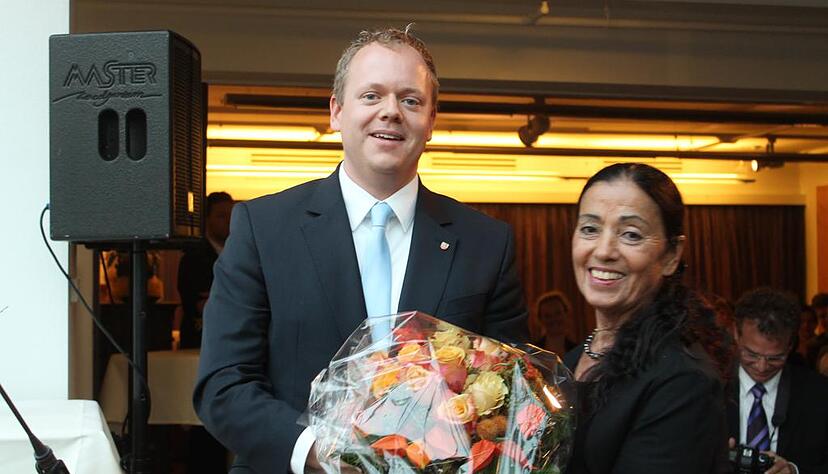 Carmen Würth (rechts) bei der feierlichen Verleihung des Bundesverdienstkreuzes.