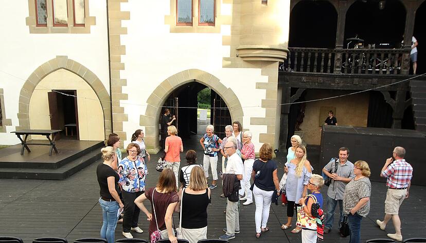 Lesersommer Burgfestsspiele Jagsthausen Lesersommer Burgfestsspiele Jagsthausen