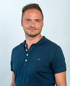 Adrian Hoffmann Adrian Hoffmann