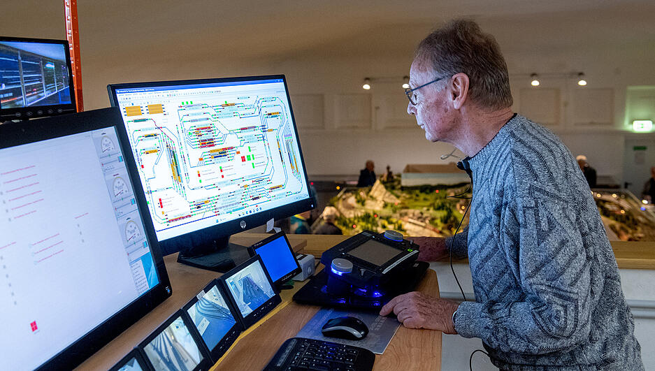 Die Züge fahren wieder: Nach einem schweren Brand war die Anlage lange für Besucher geschlossen. Die Züge fahren wieder: Nach einem schweren Brand war die Anlage lange für Besucher geschlossen.