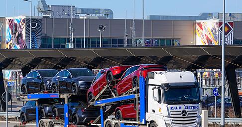 Tesla hatte im vergangenen Jahr mit Absatzr&uuml;ckg&auml;ngen zu k&auml;mpfen. (Archivbild)