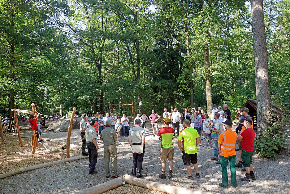 Waldspielpl&auml;tze wie jener westlich der Waldheide werden regelm&auml;&szlig;ig erneuert und gut angenommen.