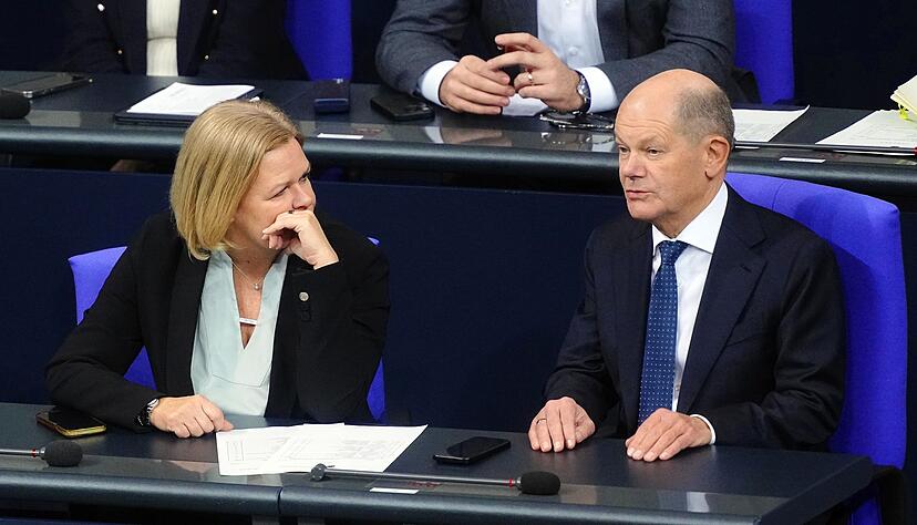 Kanzler Scholz und Innenministerin Faeser wollen illegale Einreisen erschweren. (Archivbild) Kanzler Scholz und Innenministerin Faeser wollen illegale Einreisen erschweren. (Archivbild)