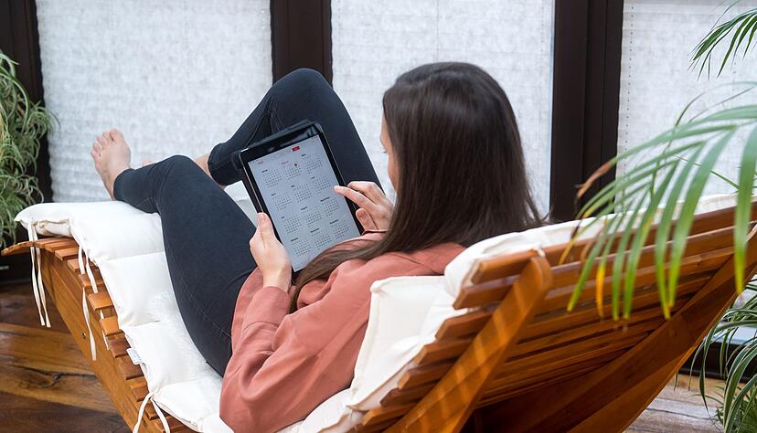 Entspannt zurück in den Job: Der Resturlaub aus Mutterschutz oder Elternzeit bleibt erhalten. Entspannt zurück in den Job: Der Resturlaub aus Mutterschutz oder Elternzeit bleibt erhalten.