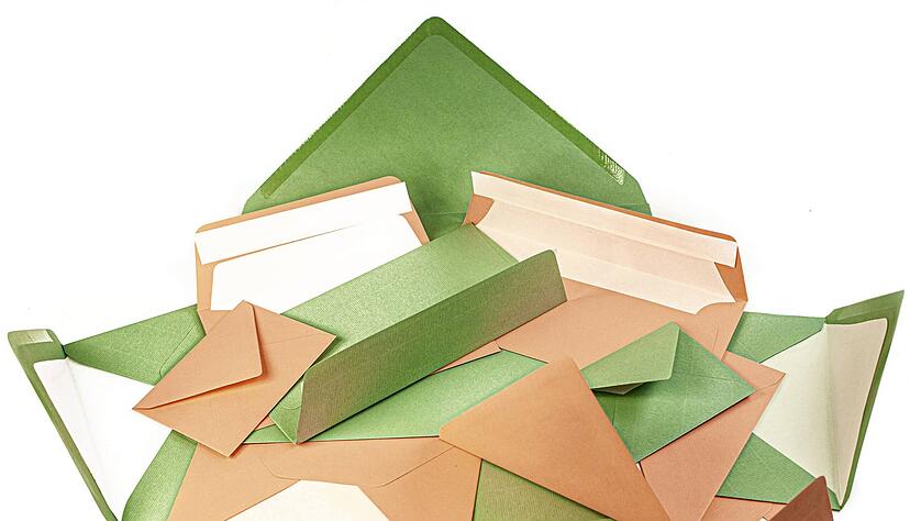 Illustration: Blanke Briefh&uuml;llen