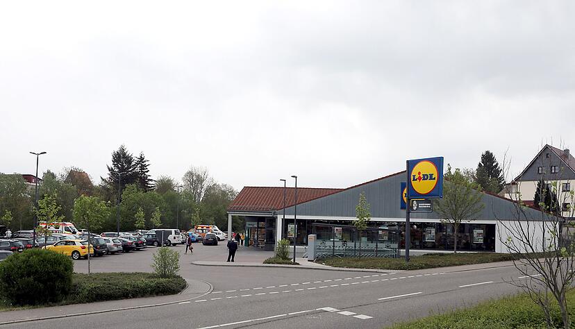 Der bestehende Discounter an der Neckarsulmer Straße ist für die heutigen Anforderungen zu klein.
Foto: Matthias Heibel Der bestehende Discounter an der Neckarsulmer Straße ist für die heutigen Anforderungen zu klein.
Foto: Matthias Heibel