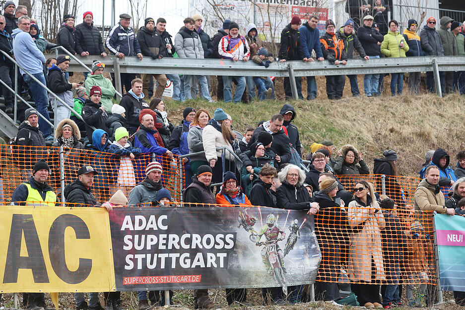 Der Veranstalter freute sich &uuml;ber ein gelungenes Event und volle Trib&uuml;nen.