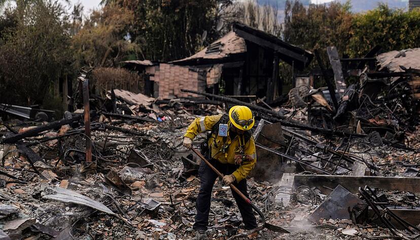 Einige Anwohner fanden bei der Rückkehr nur noch ausgebrannte Ruinen vor. Einige Anwohner fanden bei der Rückkehr nur noch ausgebrannte Ruinen vor.