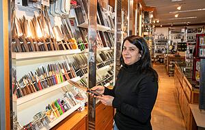 Messer in allen Größen und Qualitäten gibt es im Verkaufsladen.