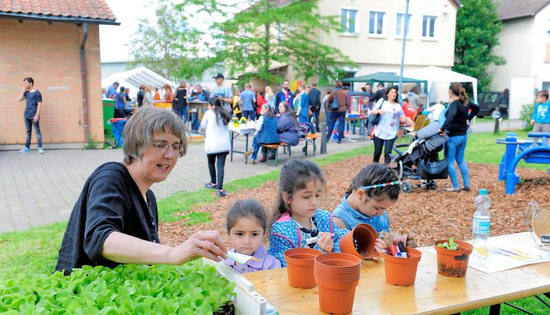 Beim traditionellen Augärtle-Straßenfest an der EllwangerStraße hatten die jüngsten Besucher viel Spaß.