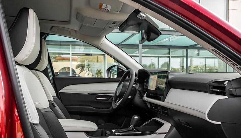 Klassisch gestaltet und digitalisiert, wo n&ouml;tig: So l&auml;sst sich der Gesamteindruck der Schaltzentrale zusammenfassen.