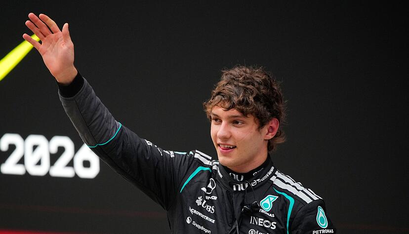 Kimi Antonelli gewinnt in Shanghai sein erstes Formel-1-Rennen.