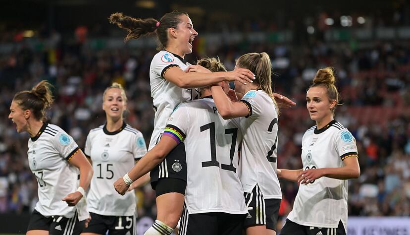 Torjubel der deutschen Fußballerinnen.