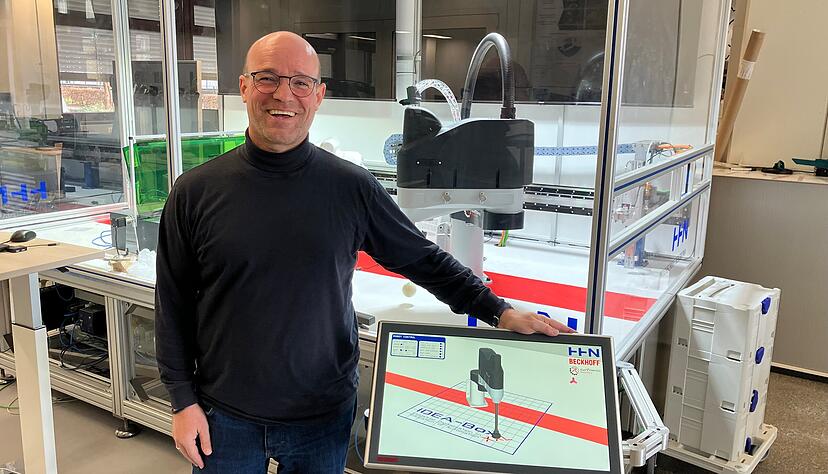 Professor Thomas Pospiech nennt Details zur neuen Kooperation von Hochschule Heilbronn und Optima Pharma. Professor Thomas Pospiech nennt Details zur neuen Kooperation von Hochschule Heilbronn und Optima Pharma.