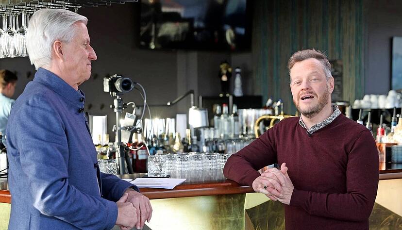 „Was mich überrascht hat, wie gut dieses Ensemble Komödie kann.“ Schauspieler Roland Riebeling inszeniert am Heilbronner Theater und ist Gast beim Stimme-Live-Talk „Ohne Ausrede“ mit Chefredakteur Uwe Ralf Heer.