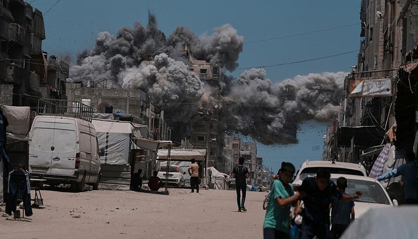 Israels Armee soll die Einsätze in Gaza ausweiten. Israels Armee soll die Einsätze in Gaza ausweiten.