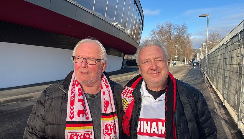 Die VfB-Fans Hartmut und Hans-Peter aus Balingen freuen sich auf das Spiel gegen Maccabi Tel Aviv.
