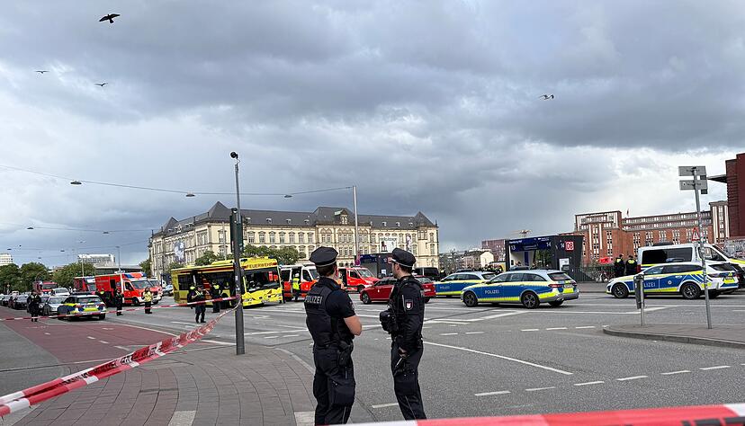 Laut Polizei wurden 18 Menschen verletzt. (Archivbild) Laut Polizei wurden 18 Menschen verletzt. (Archivbild)