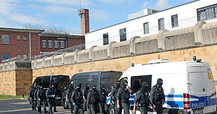 Durchsuchungsaktion der Polizei in der JVA Heilbronn Durchsuchungsaktion der Polizei in der JVA Heilbronn