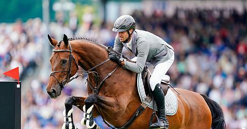 Olympiasieger Christian Kukuk reitet bei der EM das Pferd Just Be Gentle
