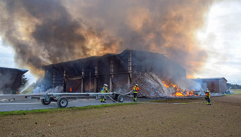 Betroffen vom Brand auf einem landwirtschaftlichen Anwesen war vor allem eine Lagerhalle.