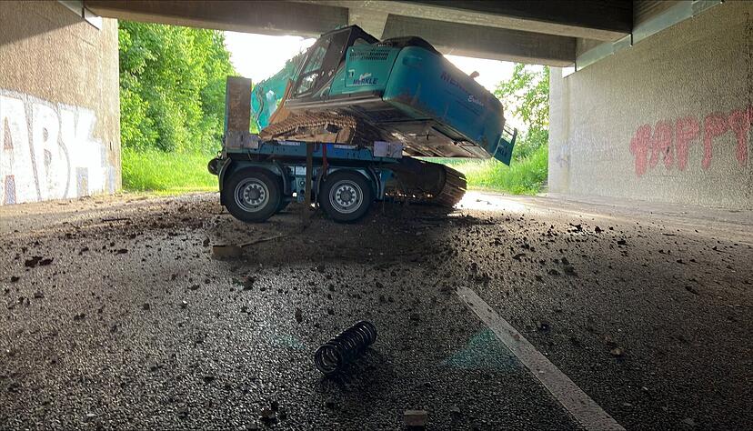 Die B39 ist am Abend gesperrt. Die B39 ist am Abend gesperrt.