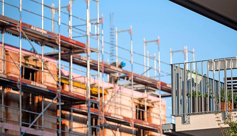 Der Wohnungsbau ist in Deutschland eingebrochen. Trotzdem erhöht die Stadt Heilbronn in diesem Jahr die Grundsteuer. Foto: dpa