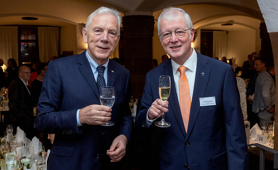 Hasenmahl: Redner Dekan Roland Rossnagel (rechts) und OB Harry Mergel.