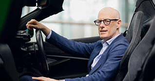 Michael Leiters war zuletzt CEO bei McLaren Automotive. Zum 1. Januar 2026 wird er Vorstandschef bei Porsche. Dort hat er schon 13 Jahre gearbeitet.