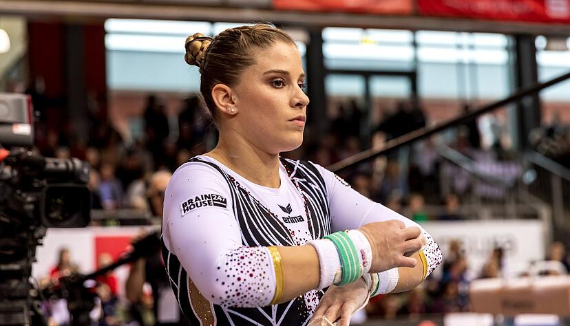 Elisabeth Seitz wird Mutter und beendet ihre Karriere.