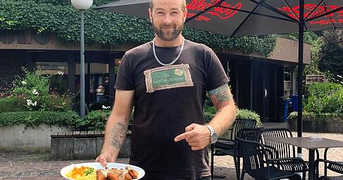 Im Sommer 2025 startete Daniel B&ouml;ttcher als Wirt am Weinsberger Traubenplatz durch. Damit h&ouml;rt er nun auf und konzentriert sich wieder auf seine Maultaschenherstellung.