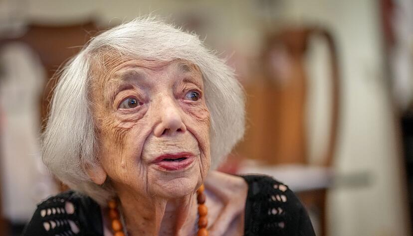 Margot Friedl&auml;nder warnt vor Gefahren f&uuml;r die Demokratie.