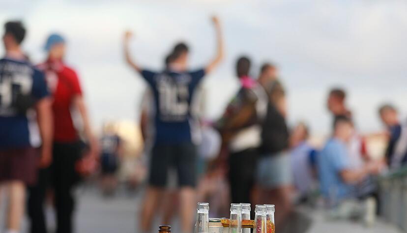 Auch am Ballermann sollte man am Strand nur legal verkaufte Produkte konsumieren. (Archivfoto)