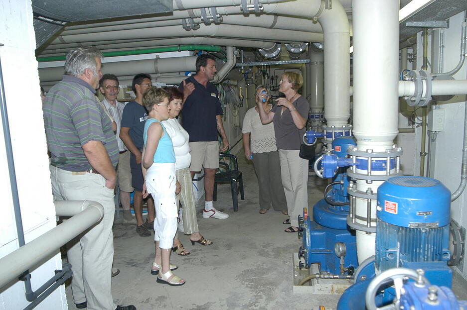 2009: Badespaß einmal ganz anders. Heilbronnern-Stimme-Leser erkunden die Technik hinter den Kulissen des Rappsodie. 2009: Badespaß einmal ganz anders. Heilbronnern-Stimme-Leser erkunden die Technik hinter den Kulissen des Rappsodie.