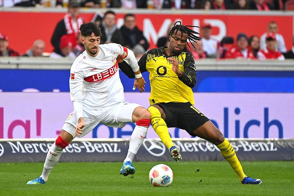 Atakan Karazor: Sicherte defensiv ab, trat aber sonst kaum in Erscheinung. Note: 3,5