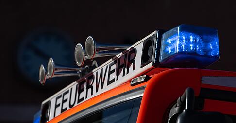 Die Feuerwehr war mit einem Großaufgebot vor Ort. (Symbolbild) Die Feuerwehr war mit einem Großaufgebot vor Ort. (Symbolbild)