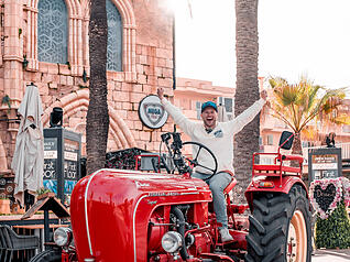 Micha von der Rampe hat es geschafft: Er ist am Freitag auf Malle angekommen und hat es p&uuml;nktlich zu seinem Auftritt im Megapark um 14:30 Uhr geschafft.