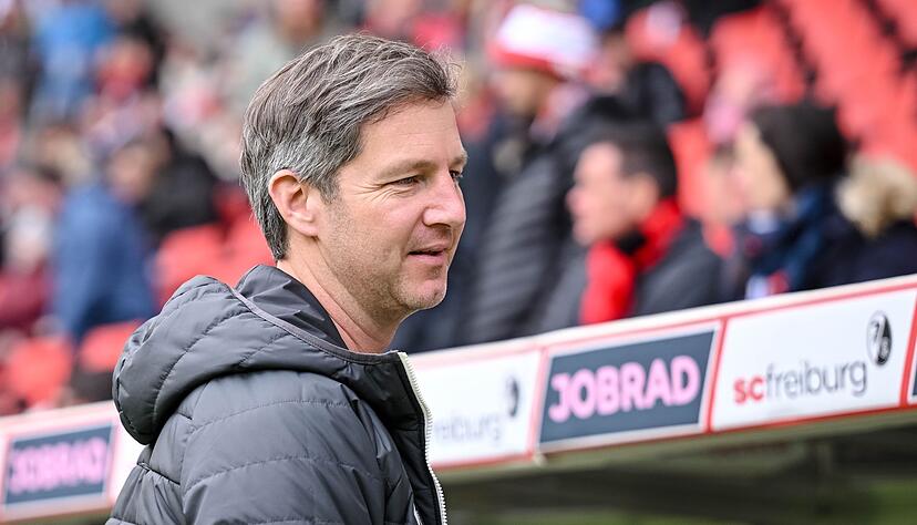 Sportvorstand Jochen Saier und der SC Freiburg sind kommende Saison wieder international dabei. Sportvorstand Jochen Saier und der SC Freiburg sind kommende Saison wieder international dabei.