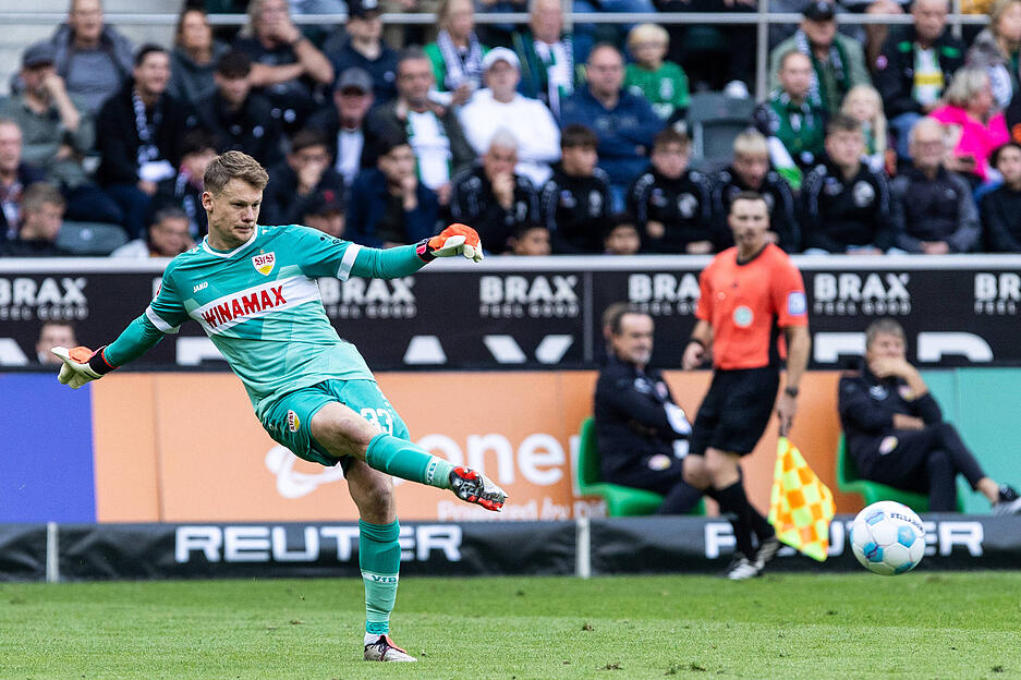 Alexander Nübel verhinderte mit einer Doppelparade Schlimmeres.
