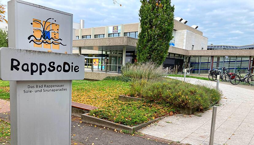 Im Herbst ist Wellness bei vielen Menschen besonders beliebt. Im Bad Rappenauer Rappsodie steigen derzeit die Besucherzahlen stark an.