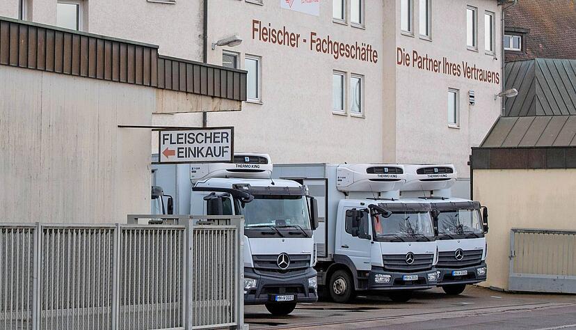 Die Tage des Fleischer-Einkaufs Heilbronn-Hohenlohe an der Frankfurter Straße sind gezählt. In zwei Jahren steht der Umzug in die Böllinger Höfe an. Die Tage des Fleischer-Einkaufs Heilbronn-Hohenlohe an der Frankfurter Straße sind gezählt. In zwei Jahren steht der Umzug in die Böllinger Höfe an.