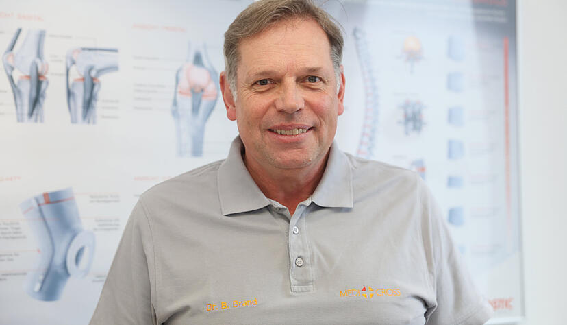 Dr. Boris Brand ist Orthopäde und Unfallchirurg in Neckarsulm. Früher war er Leichtathlet, seine Spezialdisziplin: die 800 Meter. Dr. Boris Brand ist Orthopäde und Unfallchirurg in Neckarsulm. Früher war er Leichtathlet, seine Spezialdisziplin: die 800 Meter.