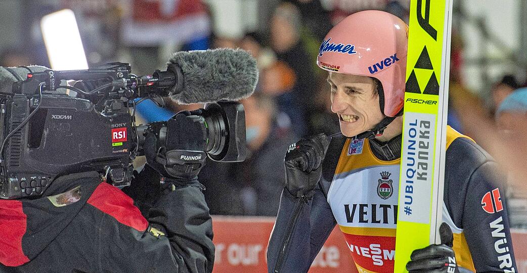 "Ja, die Schanze ist schwierig. Aber sie kann sehr cool sein": Karl Geiger ist am Wochenende mit der bockigen Groß-Titlis-Schanze am besten klargekommen.
Foto: dpa