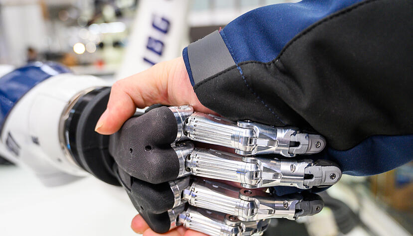 Für viele Unternehmen ist künstliche Intelligenz ein Schreckgespenst, der Wettlauf um die internationalen Spitzenplätze bei dieser Schlüsseltechnologie hat längst begonnen.