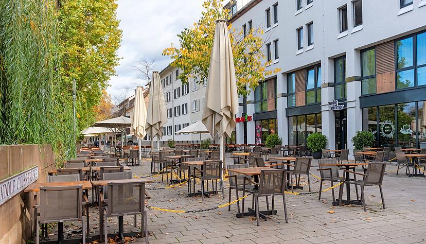 Seit 2. November sind Lokale wie hier in der Gastromeile geschlossen. Der Bund verspricht Finanzhilfe.
Foto: Berger