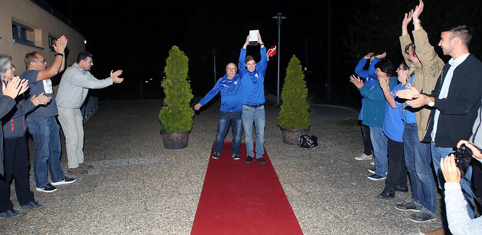 Empfang dreifacher Inline-Weltmeister J&ouml;rg Bertsch in Degmarn