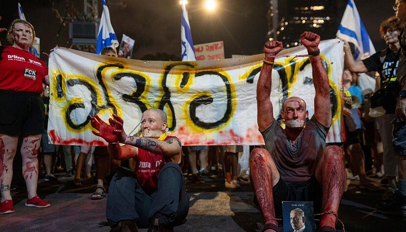 In Israel gibt es immer wieder Demonstrationen für die Freilassung der noch im Gazastreifen festgehaltenen Geiseln. (Archivbild) In Israel gibt es immer wieder Demonstrationen für die Freilassung der noch im Gazastreifen festgehaltenen Geiseln. (Archivbild)